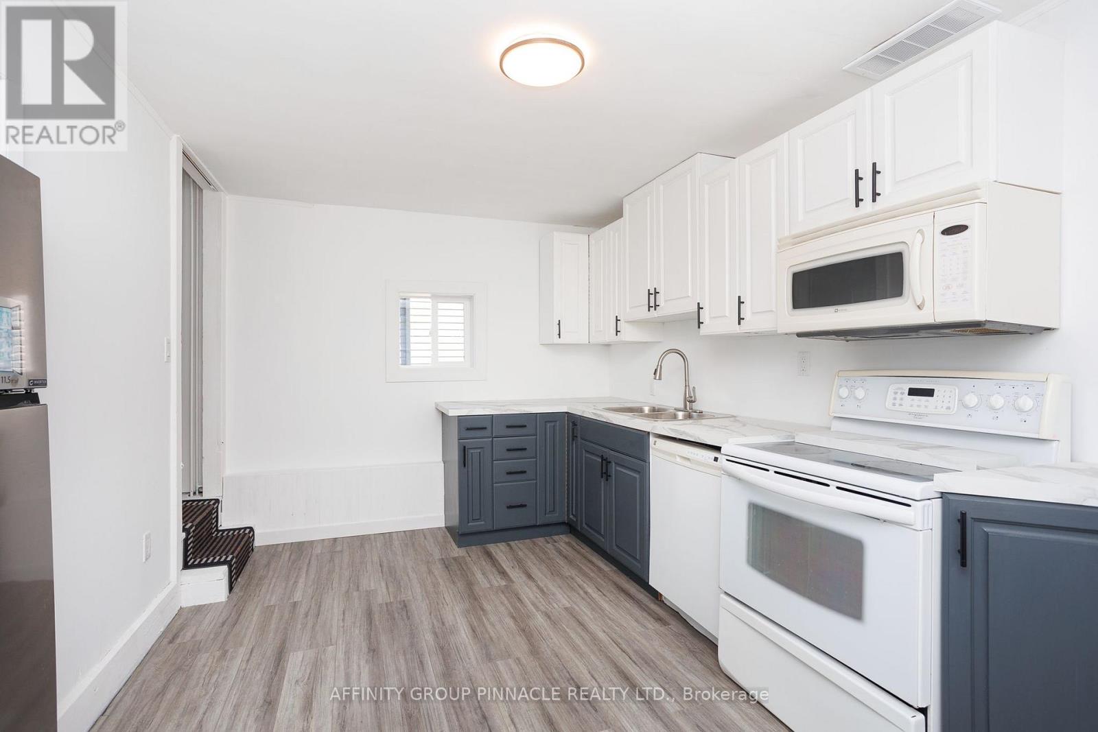 6 Duke Street, Kawartha Lakes, Ontario  K9V 2K4 - Photo 13 - X12586436