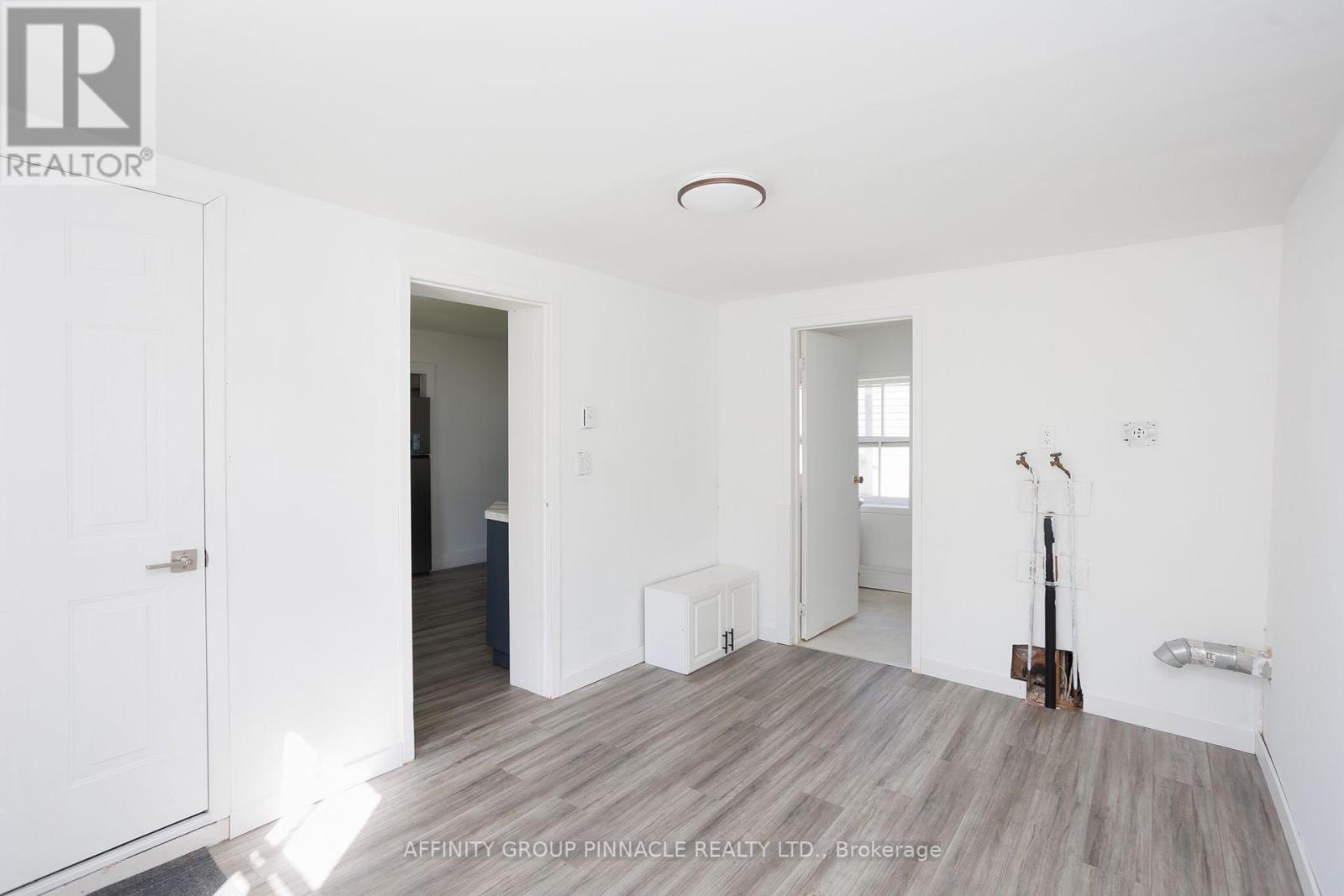 6 Duke Street, Kawartha Lakes, Ontario  K9V 2K4 - Photo 18 - X12586436