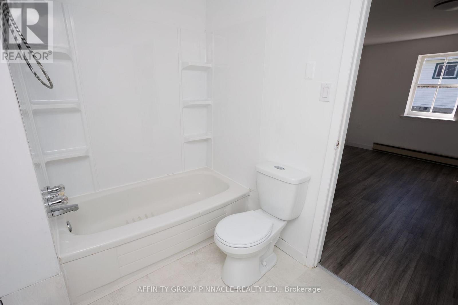 6 Duke Street, Kawartha Lakes, Ontario  K9V 2K4 - Photo 22 - X12586436