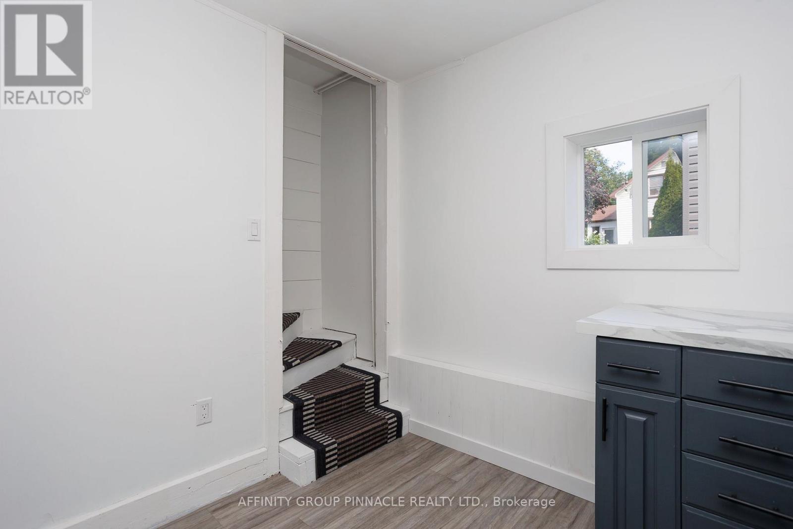 6 Duke Street, Kawartha Lakes, Ontario  K9V 2K4 - Photo 23 - X12586436