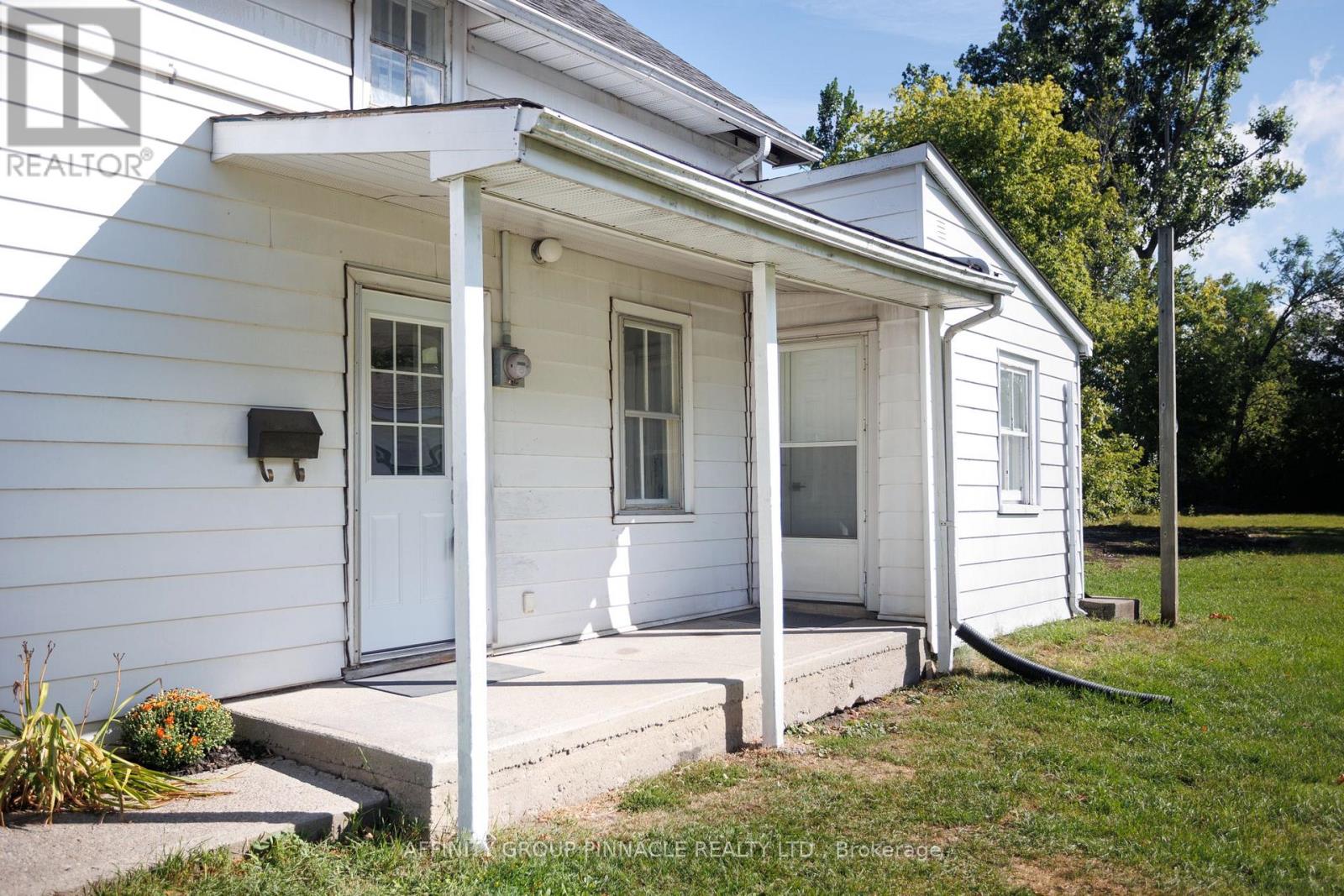 6 Duke Street, Kawartha Lakes, Ontario  K9V 2K4 - Photo 3 - X12586436