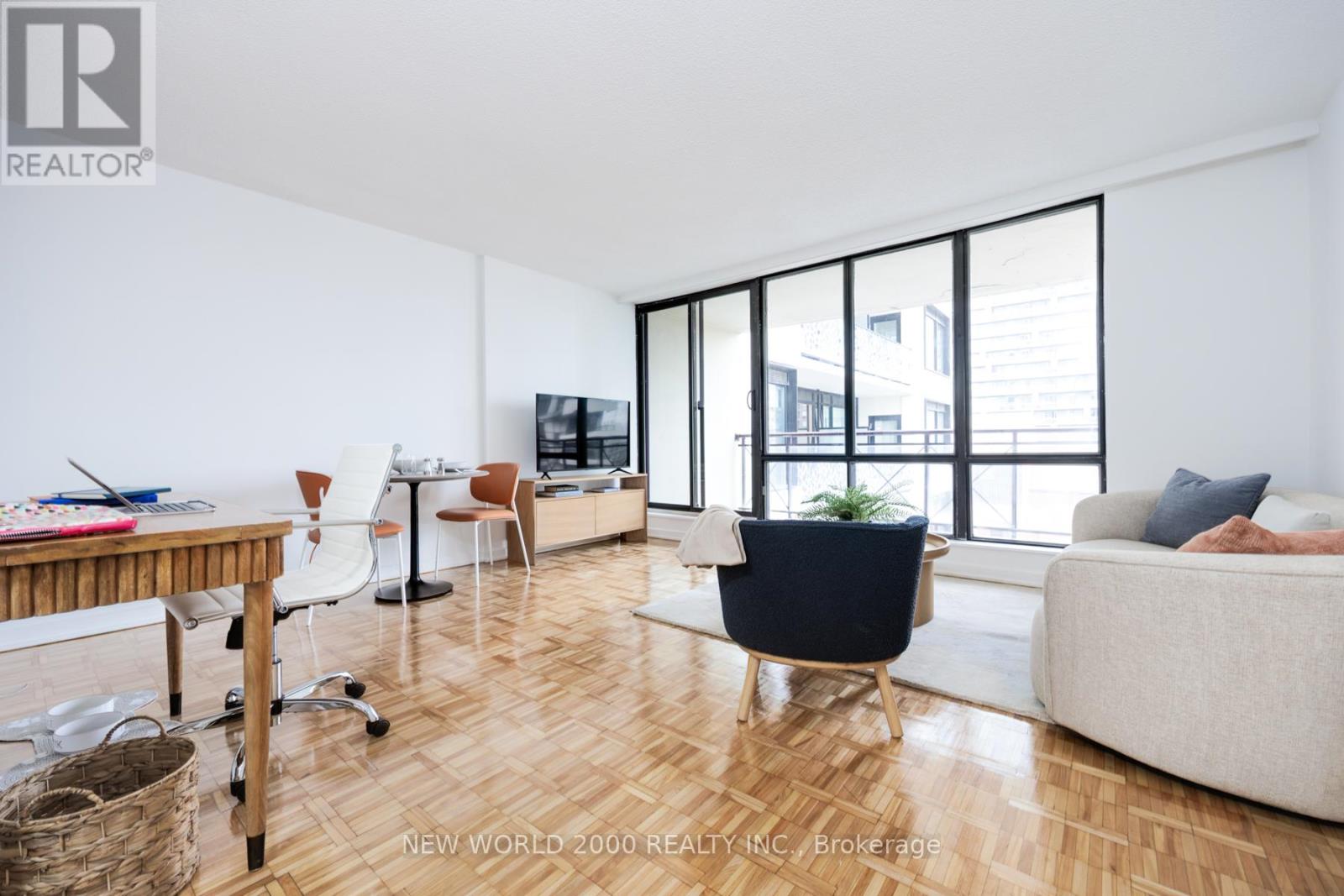 1503 - 101 Roehampton Avenue, Toronto, Ontario  M4P 2W2 - Photo 13 - C12493744