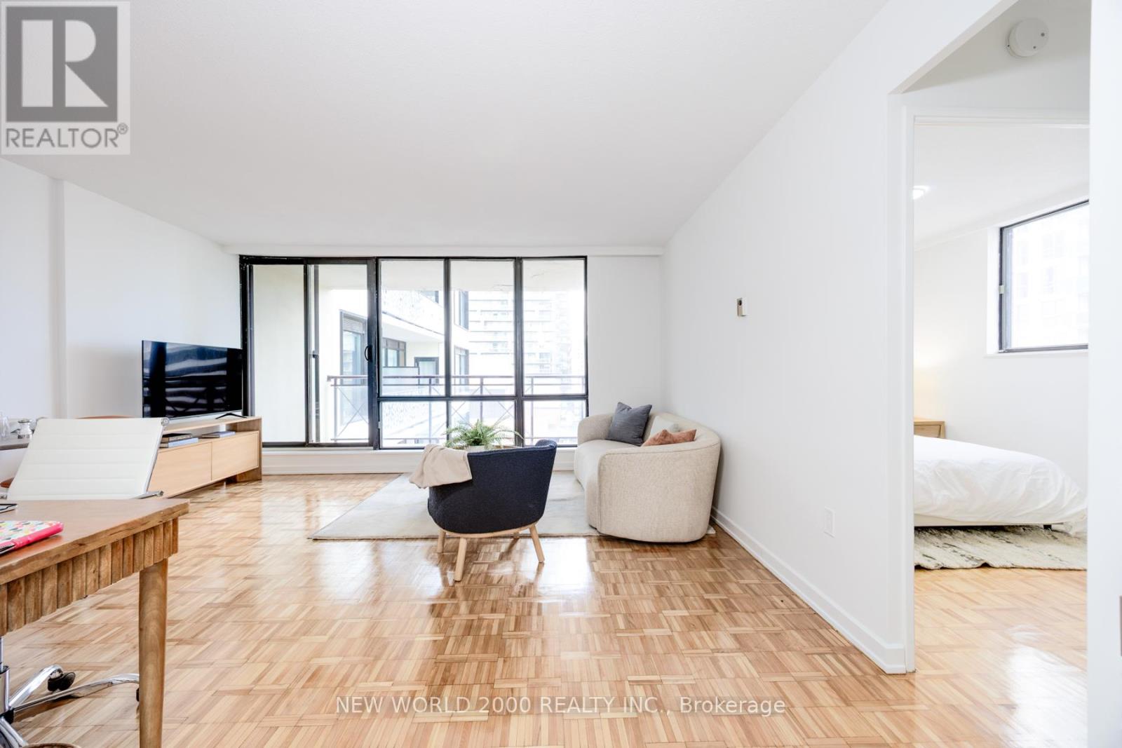 1503 - 101 Roehampton Avenue, Toronto, Ontario  M4P 2W2 - Photo 18 - C12493744