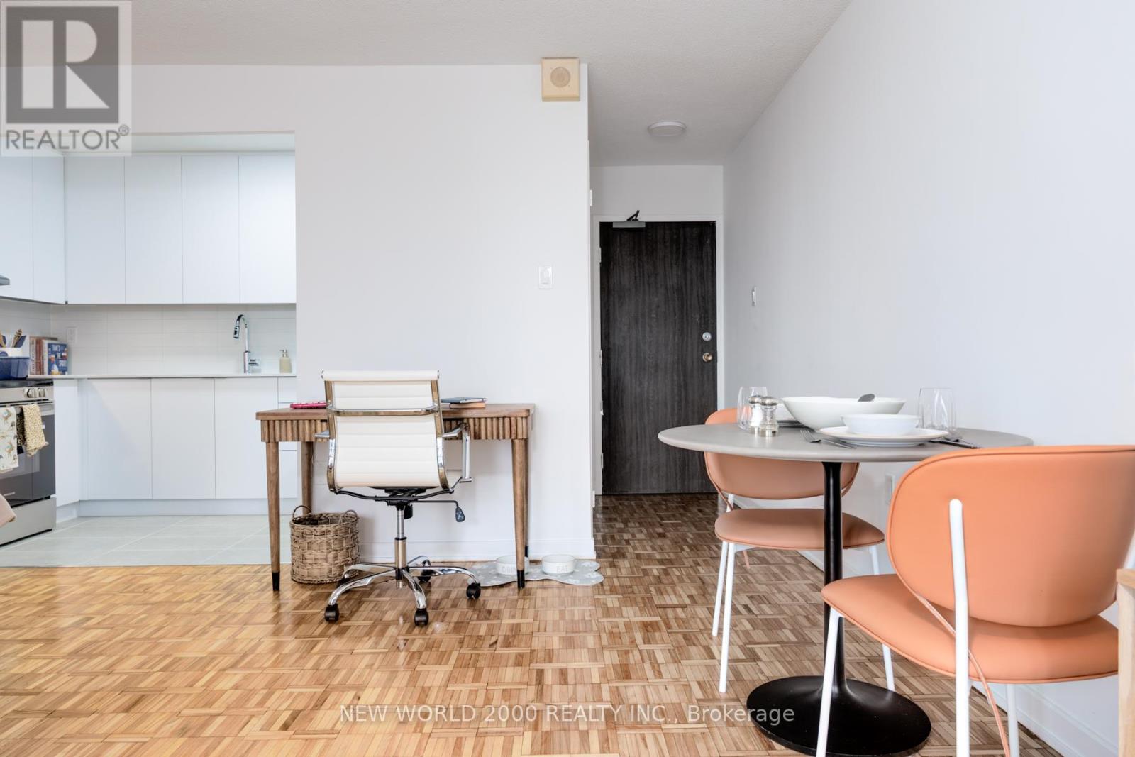 1503 - 101 Roehampton Avenue, Toronto, Ontario  M4P 2W2 - Photo 14 - C12493744