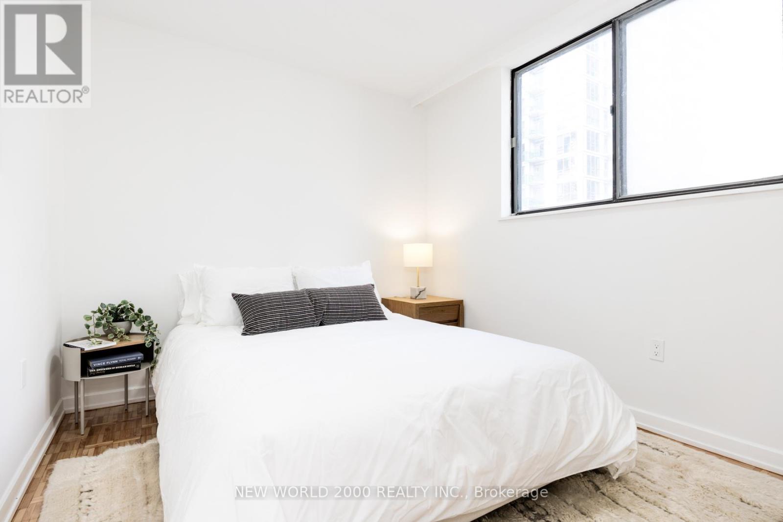 1503 - 101 Roehampton Avenue, Toronto, Ontario  M4P 2W2 - Photo 19 - C12493744