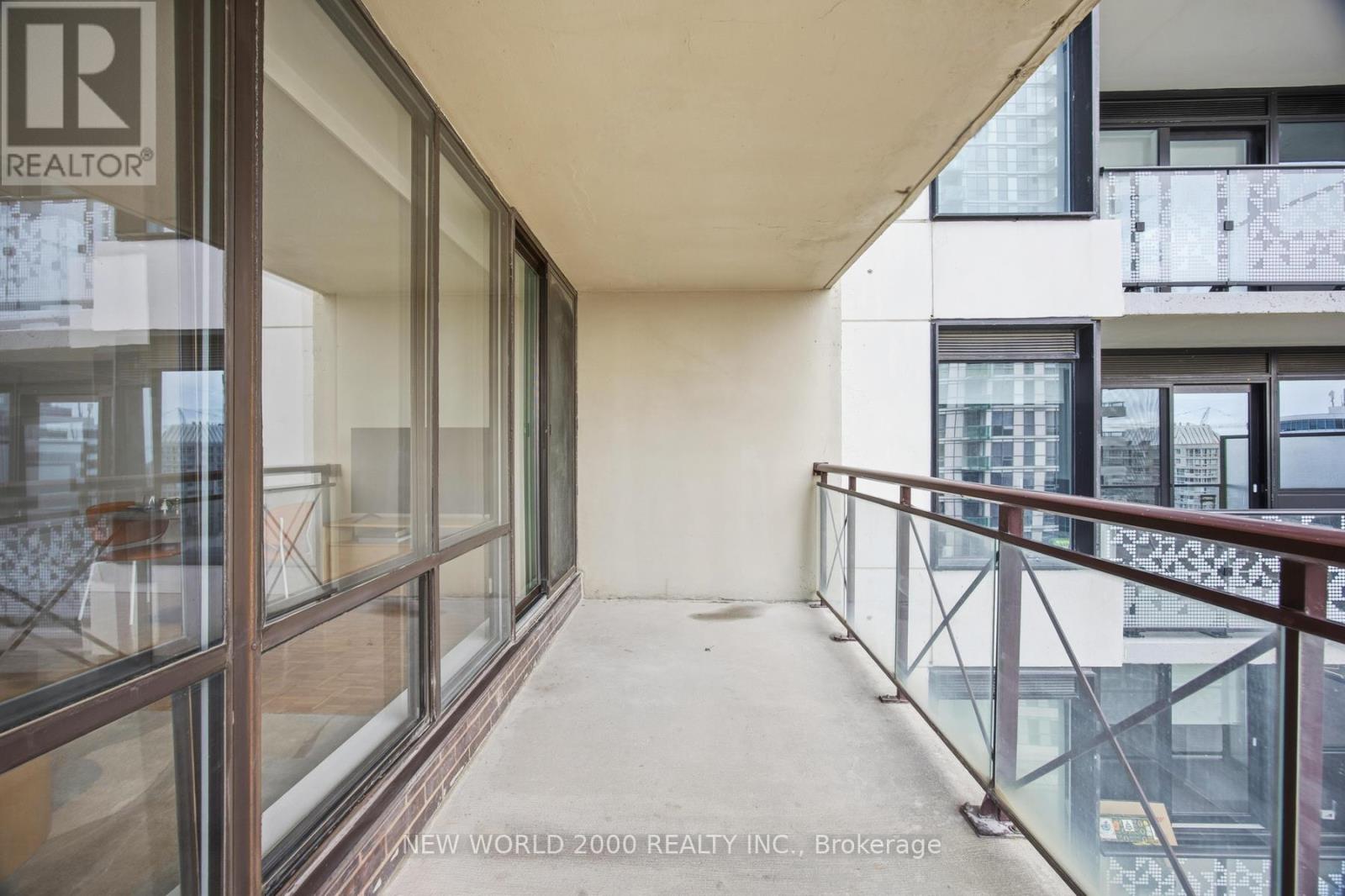 1503 - 101 Roehampton Avenue, Toronto, Ontario  M4P 2W2 - Photo 25 - C12493744