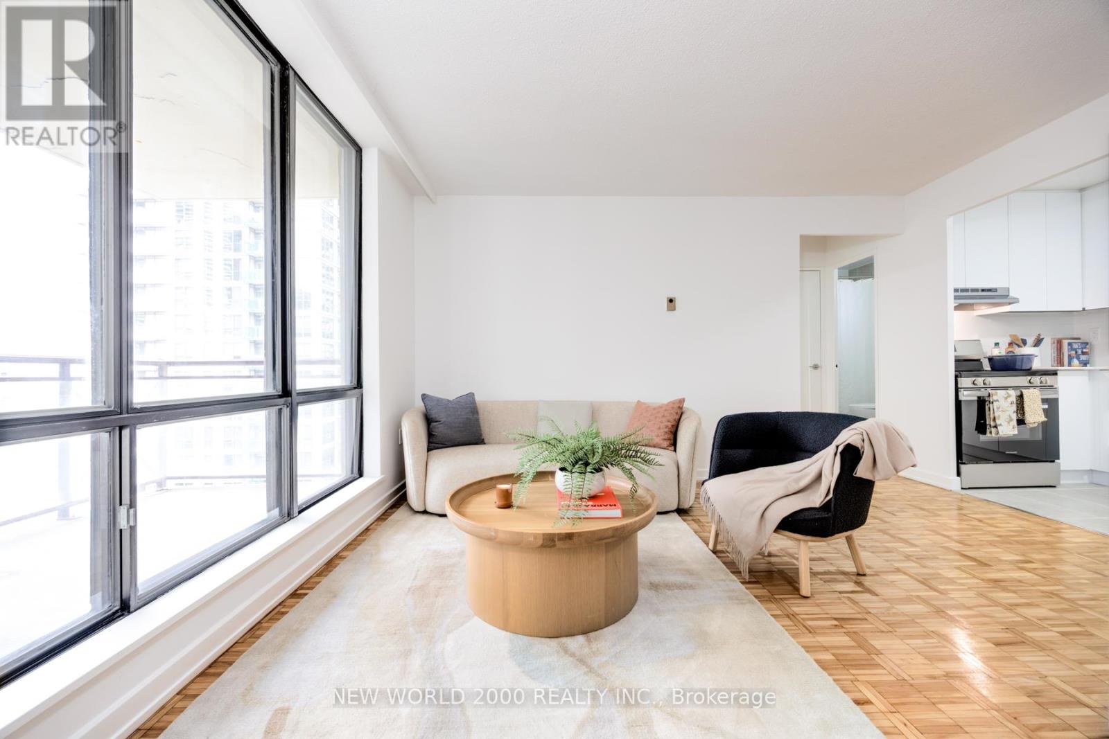 1503 - 101 Roehampton Avenue, Toronto, Ontario  M4P 2W2 - Photo 7 - C12493744