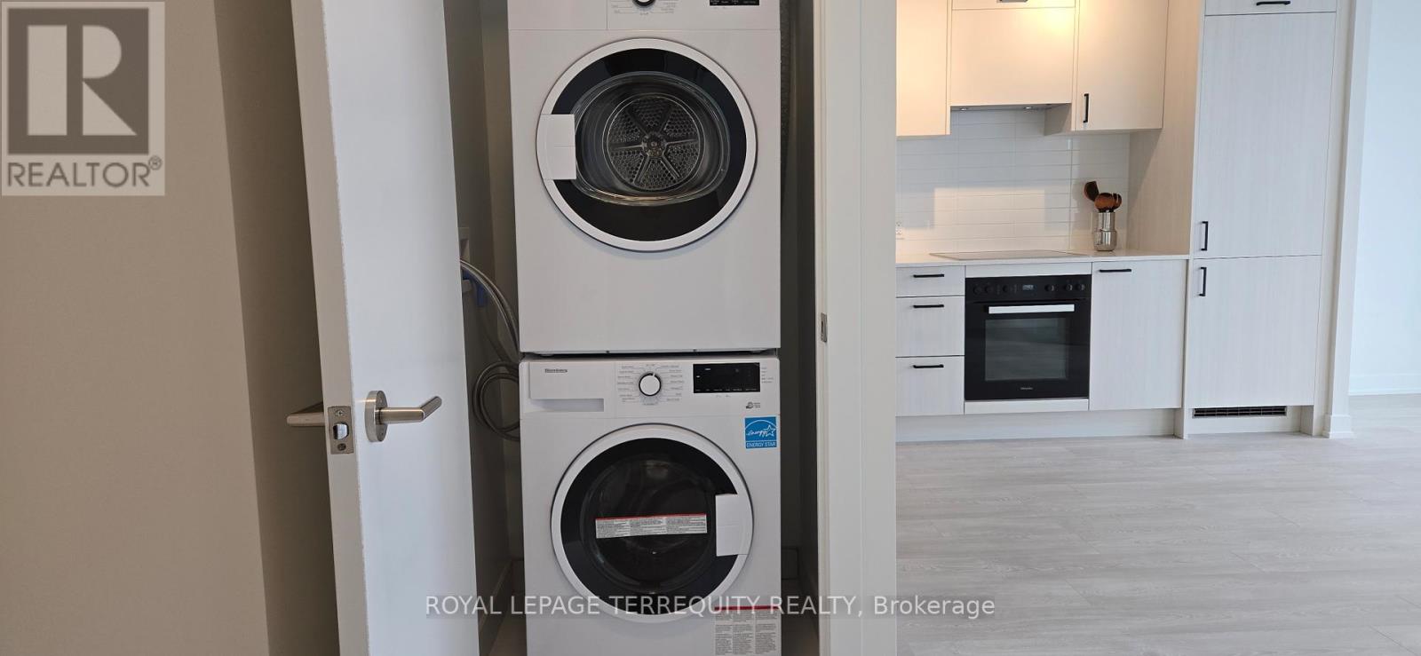 1215 - 1 Quarrington Lane, Toronto, Ontario M3C 1H7 - Photo 11 - C12584414