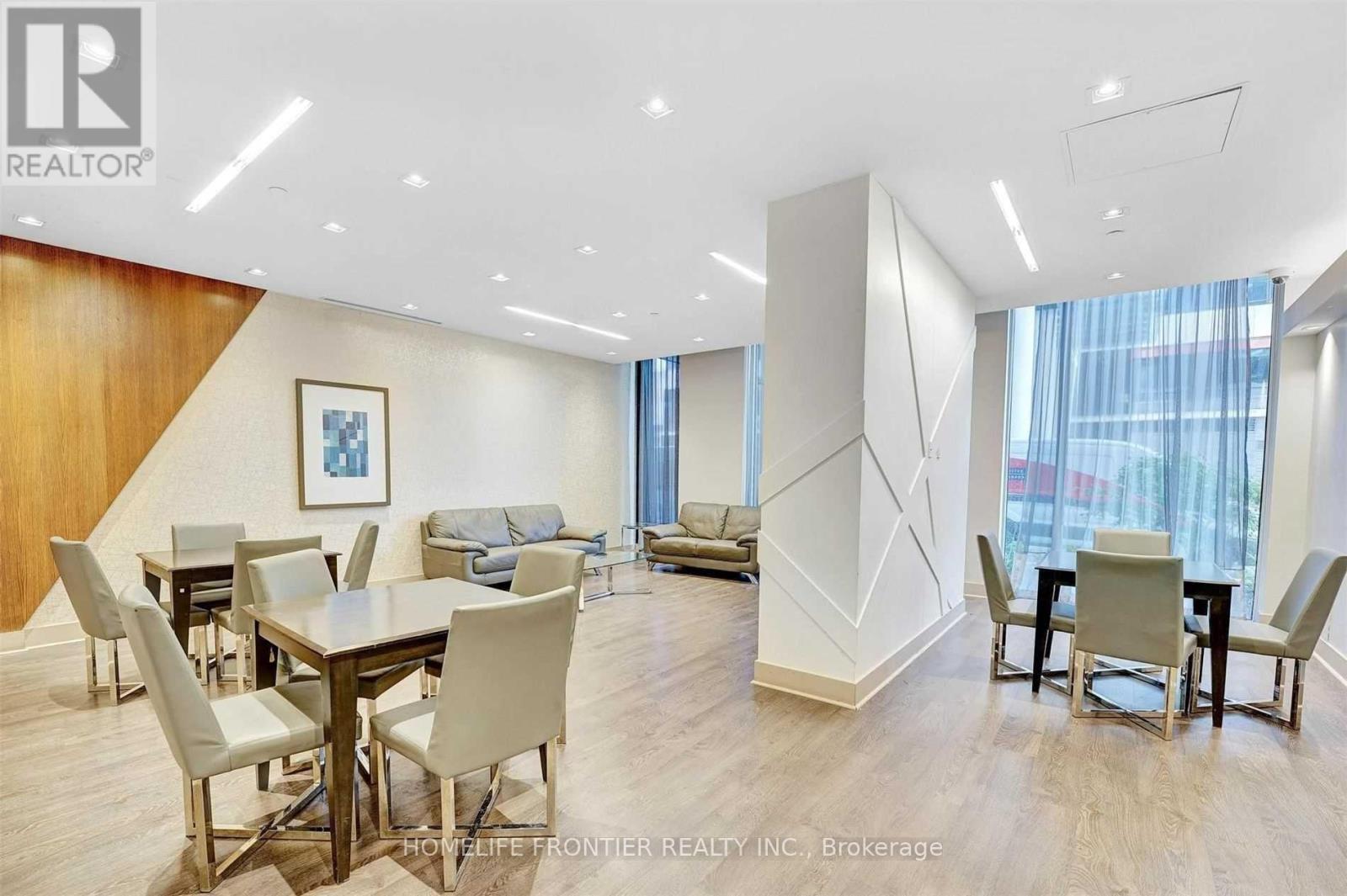 1106 - 55 Eglinton Avenue W, Mississauga, Ontario  L5R 0E4 - Photo 18 - W12503258