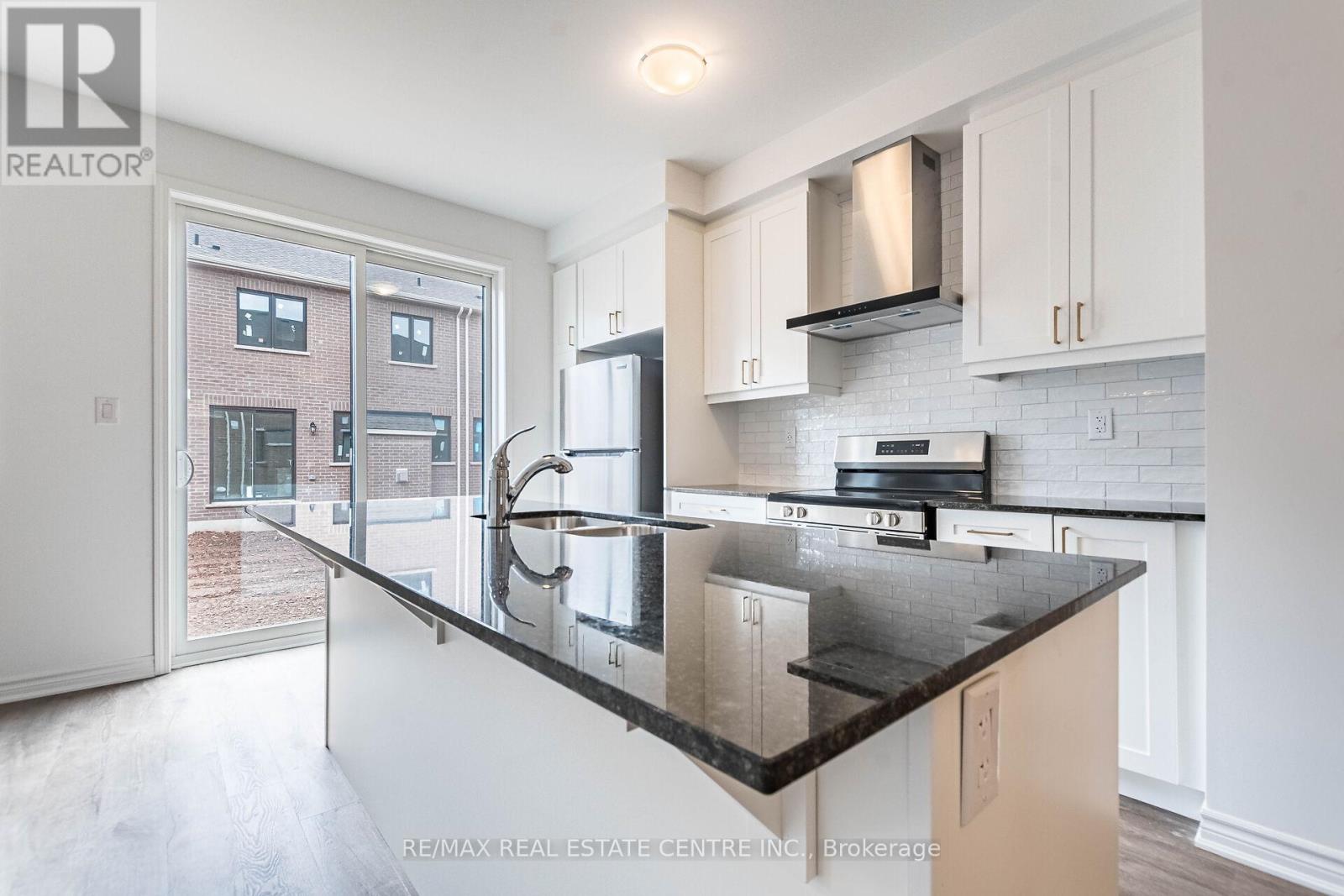 1700 Dance Court, Milton, Ontario  L9T 6H8 - Photo 15 - W12514938