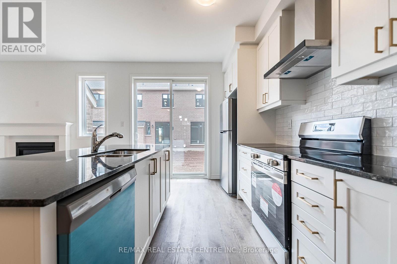 1700 Dance Court, Milton, Ontario  L9T 6H8 - Photo 16 - W12514938