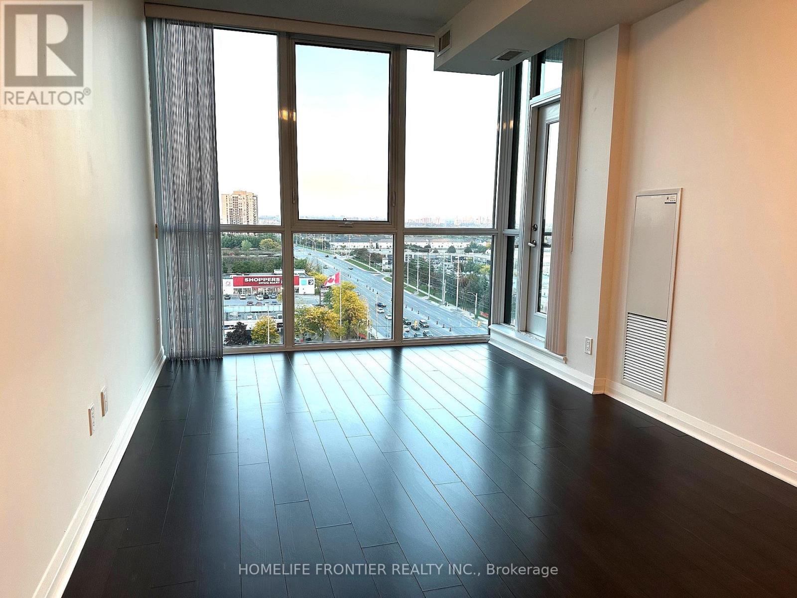 1106 - 55 Eglinton Avenue W, Mississauga, Ontario  L5R 0E4 - Photo 6 - W12503258