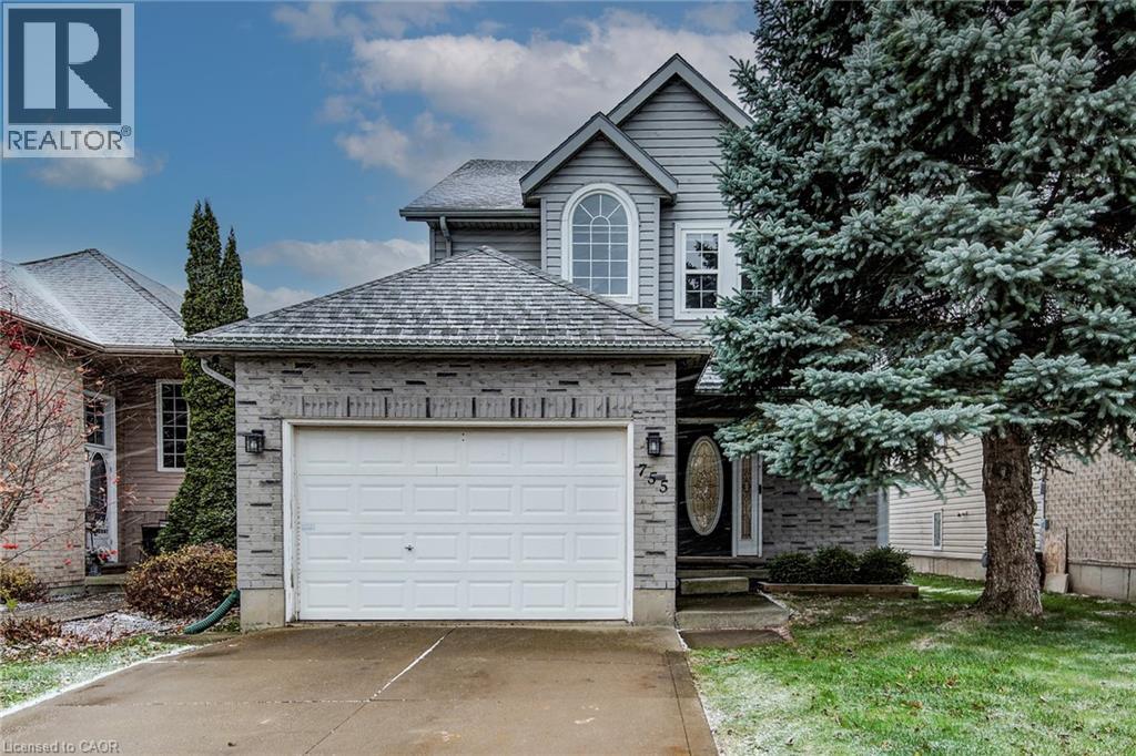 755 SOUTHWOOD Way, Woodstock, Ontario