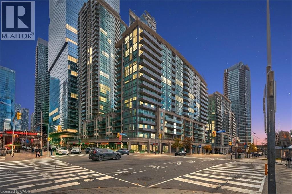 51 Lower Simcoe Street, Toronto, Ontario  M5J 3A2 - Photo 1 - 40790417