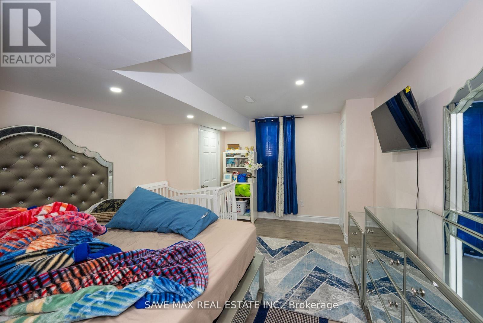 56 Witteveen Drive, Brantford, Ontario  N3T 0S3 - Photo 45 - X12586224