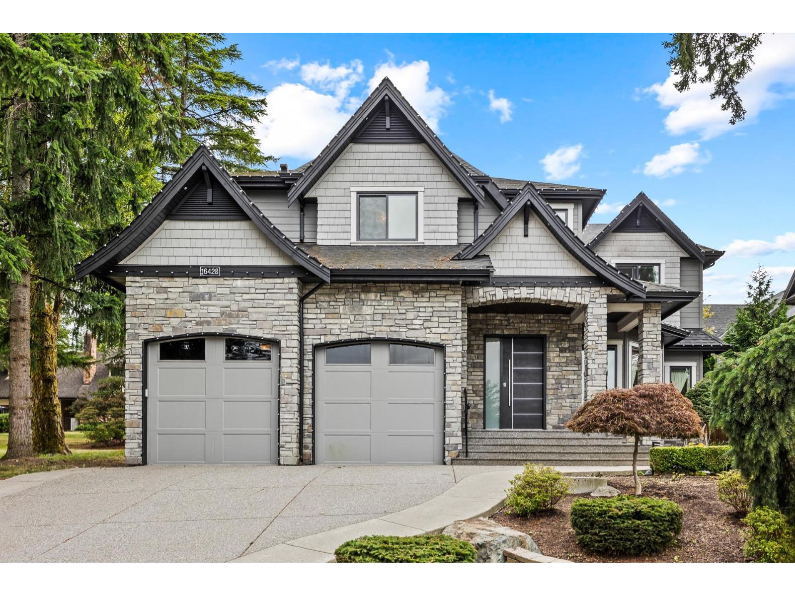 16428 28 Avenue, Surrey, British Columbia  V3Z 0A9 - Photo 2 - R3047555