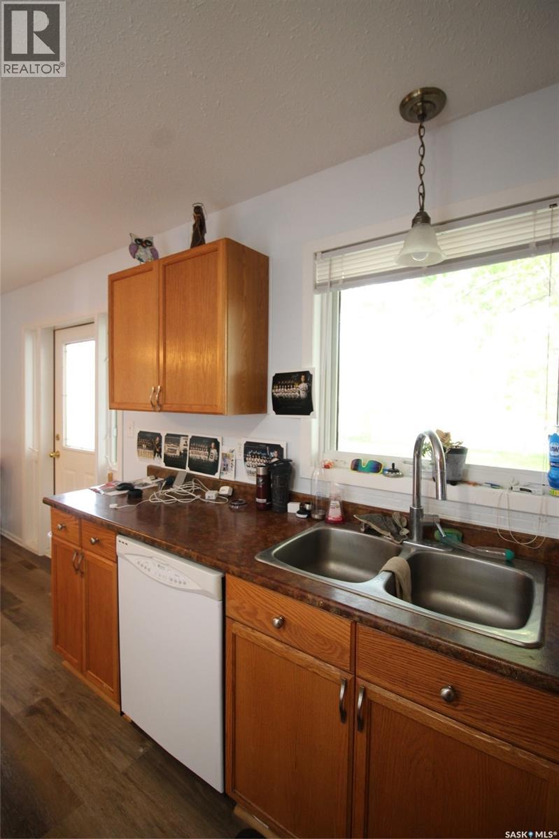 622 9th Street W, Shaunavon, Saskatchewan  S0N 2M0 - Photo 11 - SK024908