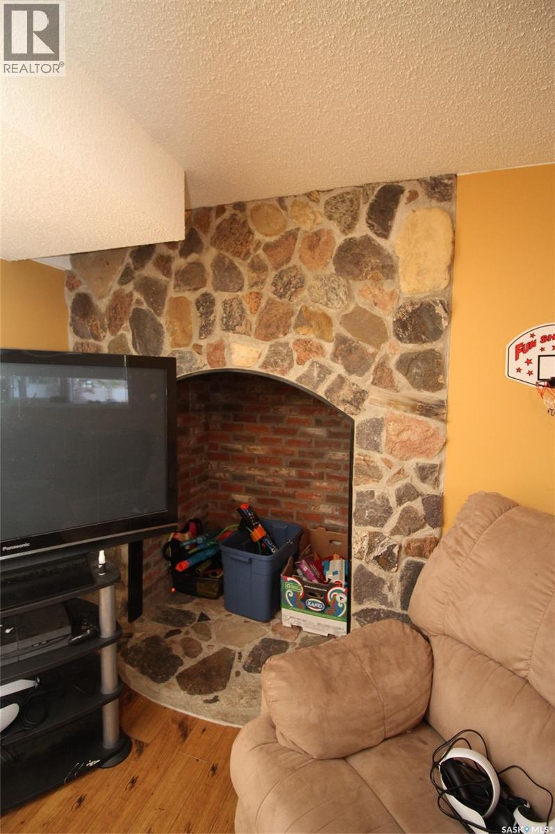 622 9th Street W, Shaunavon, Saskatchewan  S0N 2M0 - Photo 26 - SK024908
