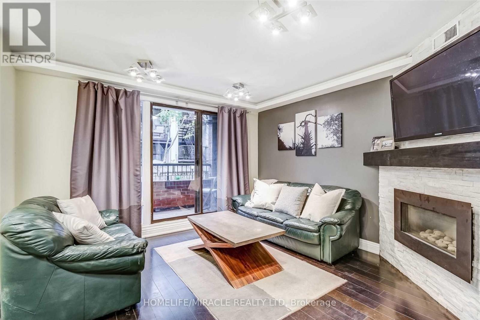 35 - 17 Pembroke Street, Toronto, Ontario  M5A 2N6 - Photo 7 - C12586328