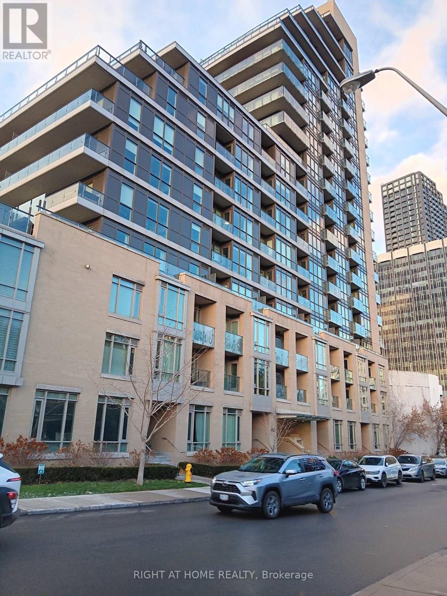 607 - 60 BERWICK AVENUE, Toronto, Ontario