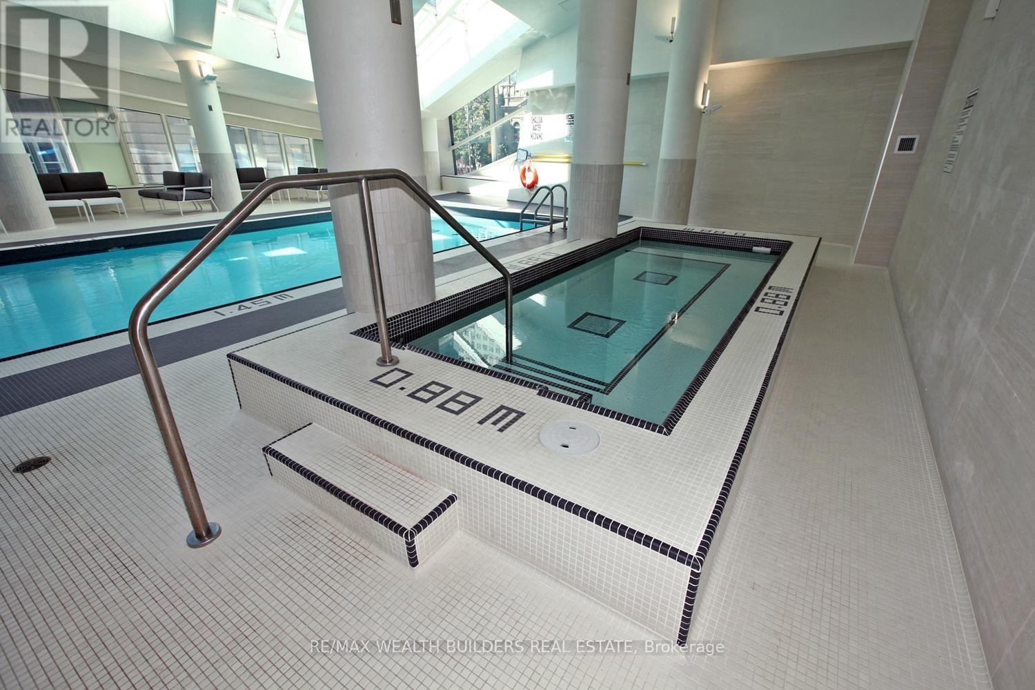 3512 - 8 The Esplanade Avenue, Toronto, Ontario  M5E 0A6 - Photo 29 - C12586444