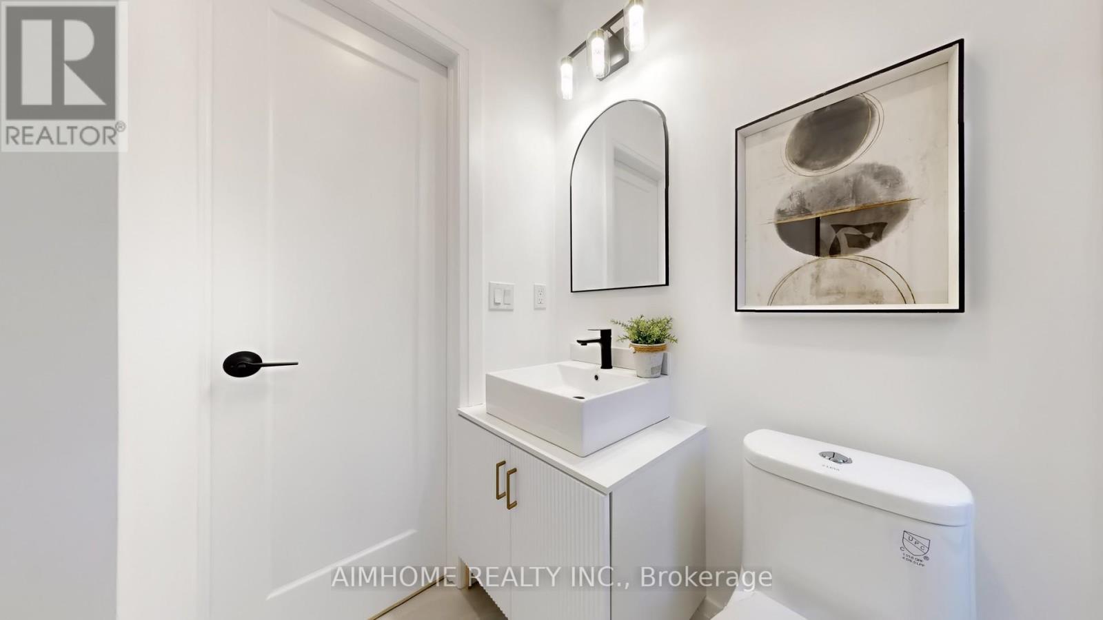 38 Sparkhall Avenue, Toronto, Ontario  M4K 1G5 - Photo 22 - E12586324