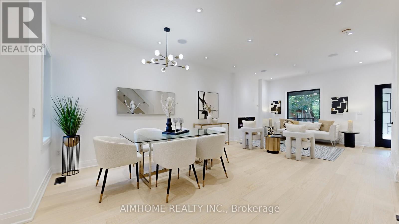 38 Sparkhall Avenue, Toronto, Ontario  M4K 1G5 - Photo 8 - E12586324