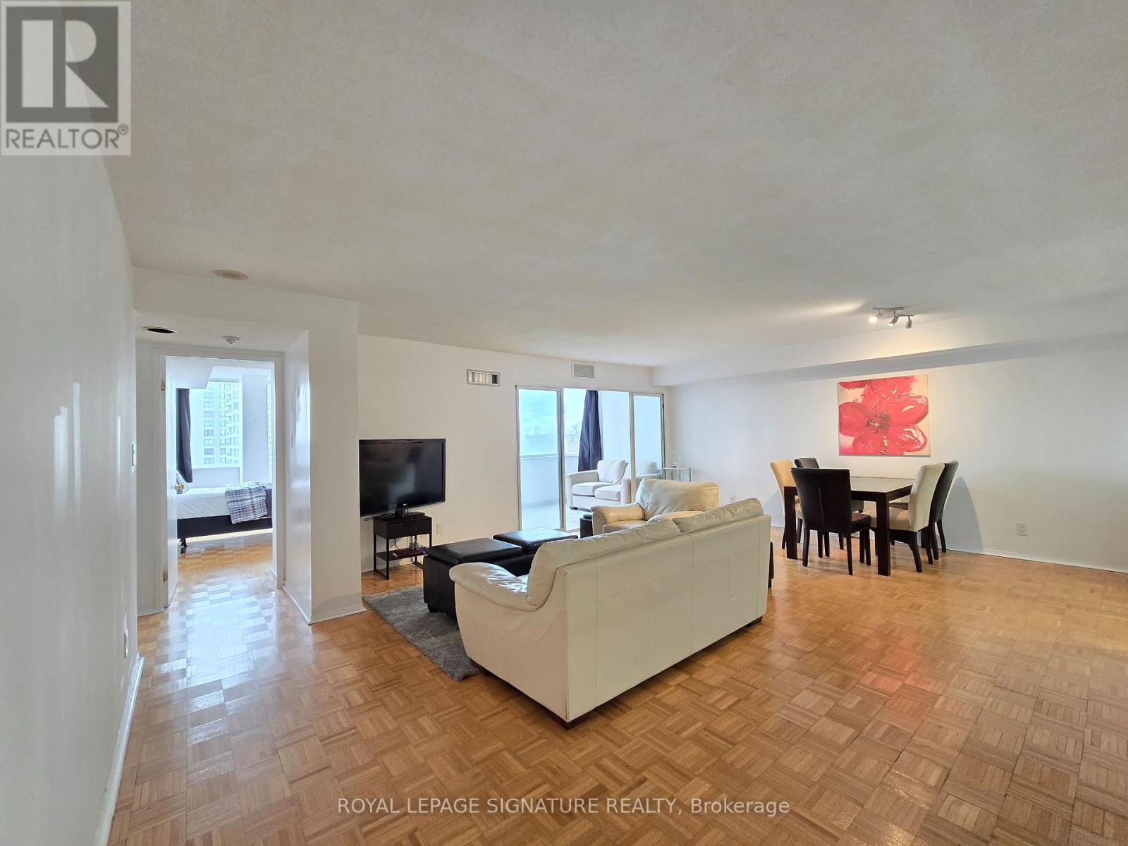 507 - 80 Alton Towers Circle, Toronto, Ontario  M1V 5E8 - Photo 5 - E12586412