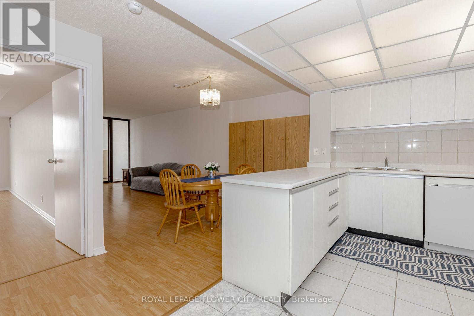 910 - 8 Silverbell Grove, Toronto, Ontario  M1B 4Z3 - Photo 17 - E12586434