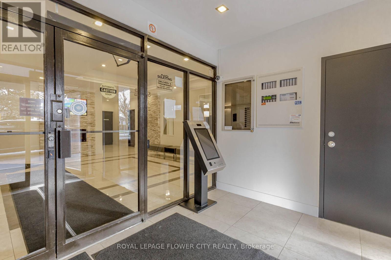 910 - 8 Silverbell Grove, Toronto, Ontario  M1B 4Z3 - Photo 6 - E12586434