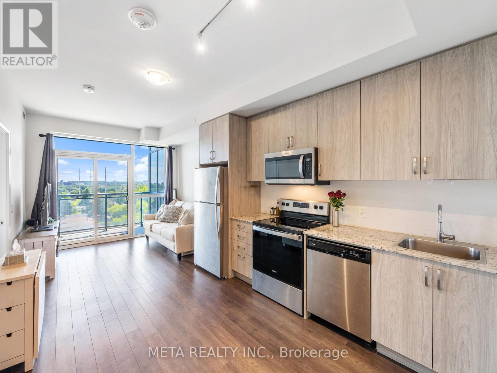 908 - 10 MEADOWGLEN PLACE, Toronto, Ontario