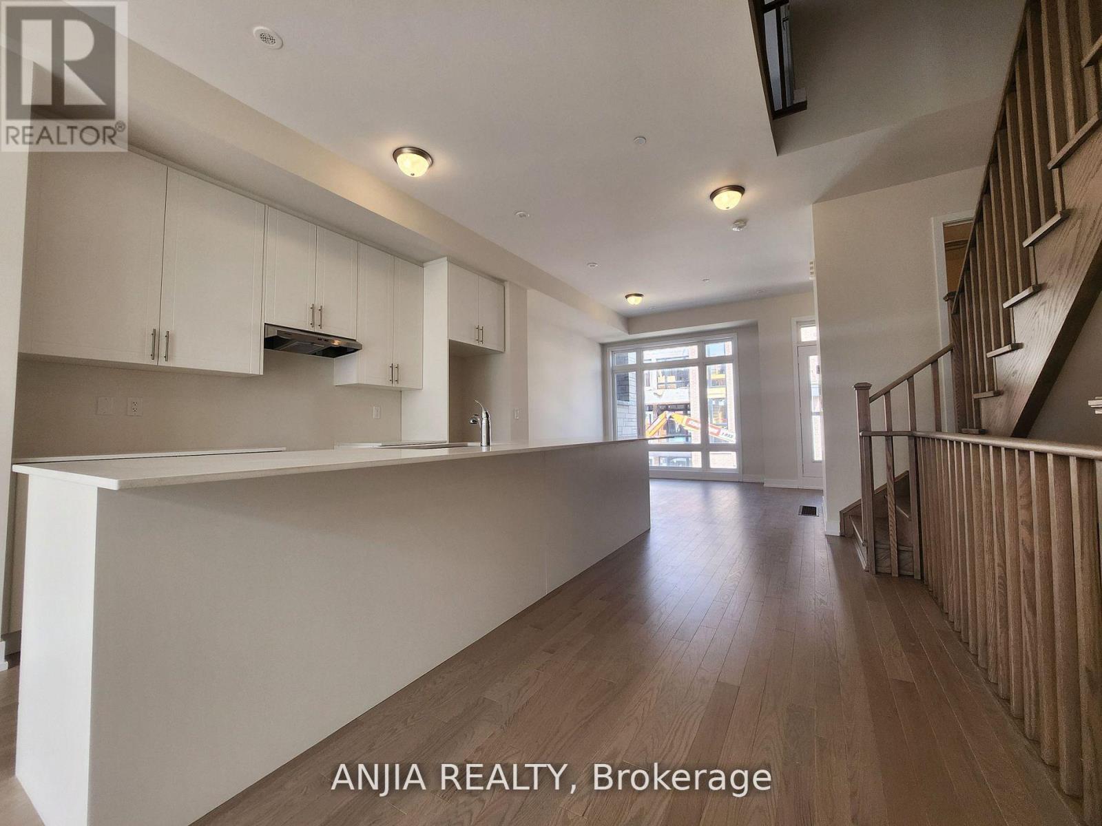 104 Credit Lane, Richmond Hill, Ontario  L4E 1G9 - Photo 11 - N12585528