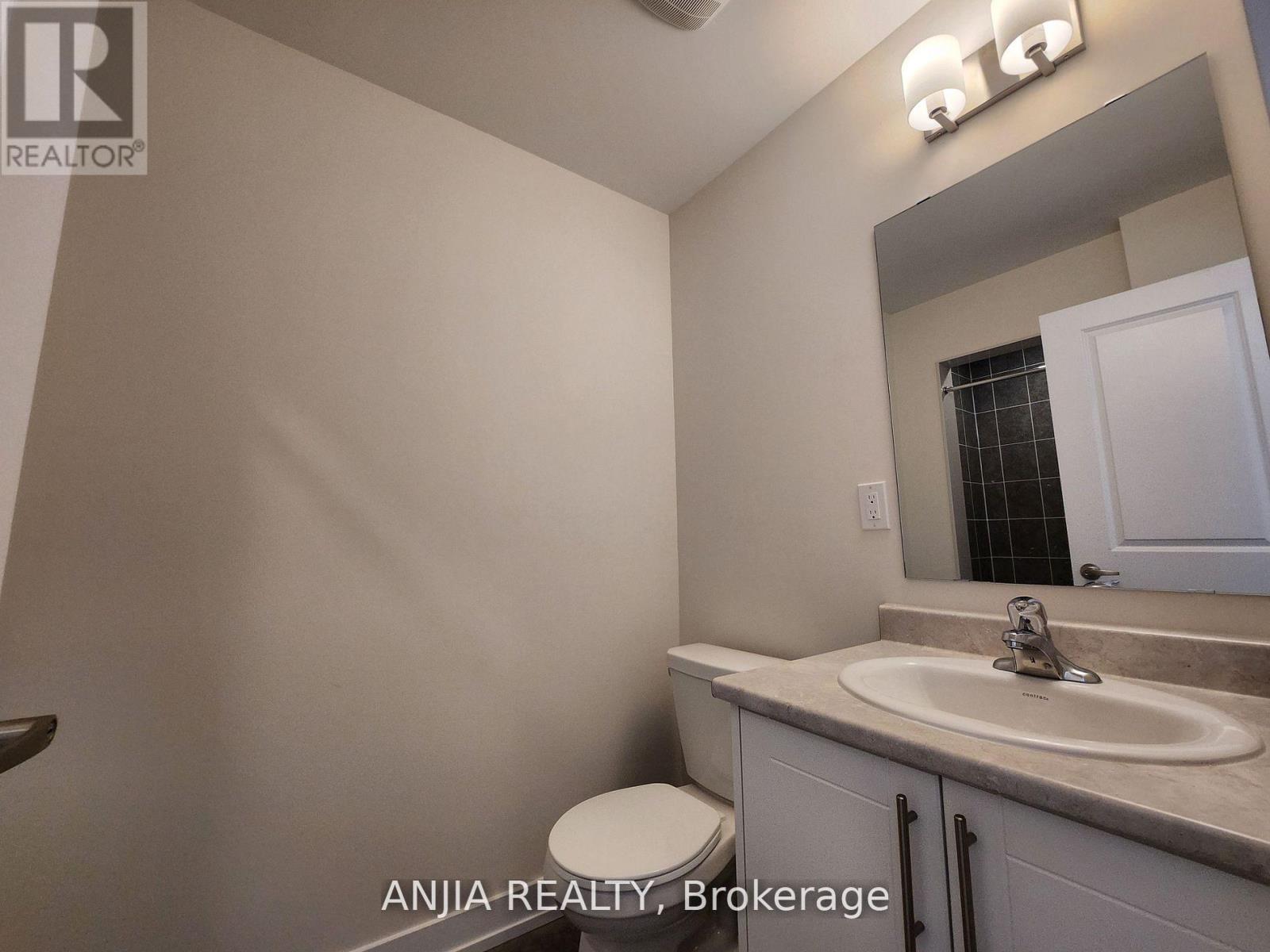 104 Credit Lane, Richmond Hill, Ontario  L4E 1G9 - Photo 29 - N12585528