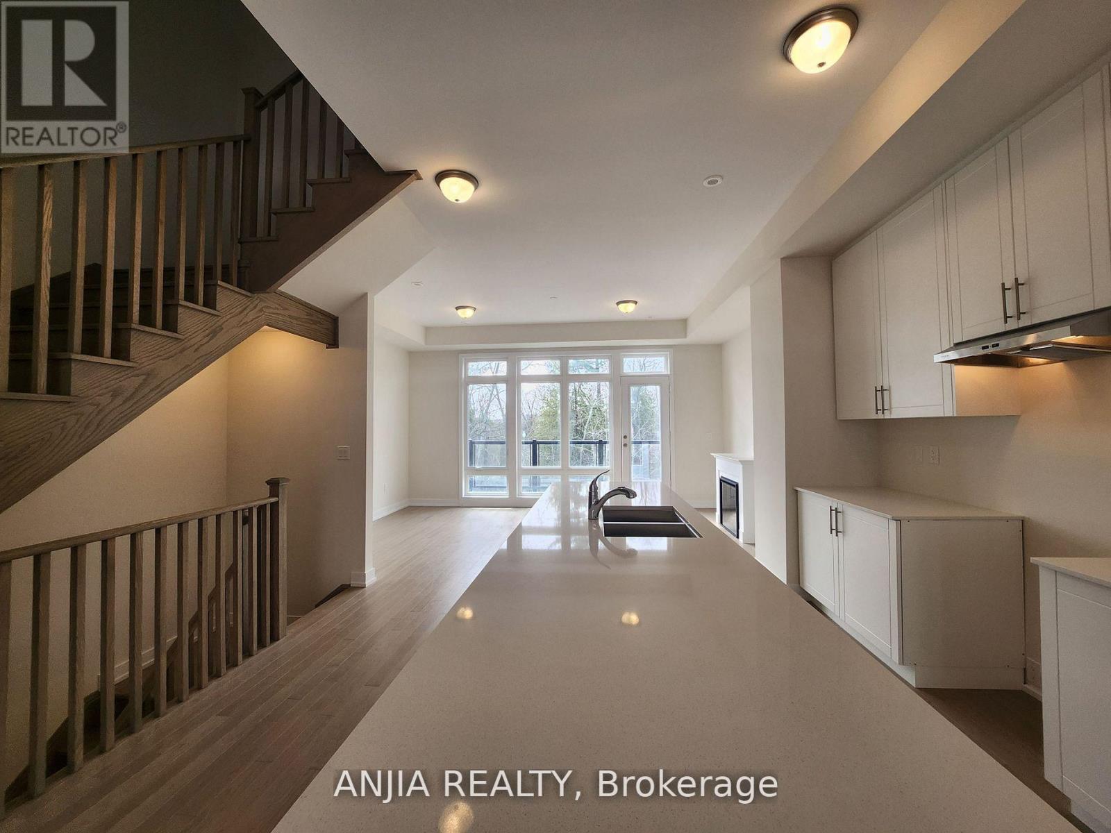 104 Credit Lane, Richmond Hill, Ontario  L4E 1G9 - Photo 14 - N12585528