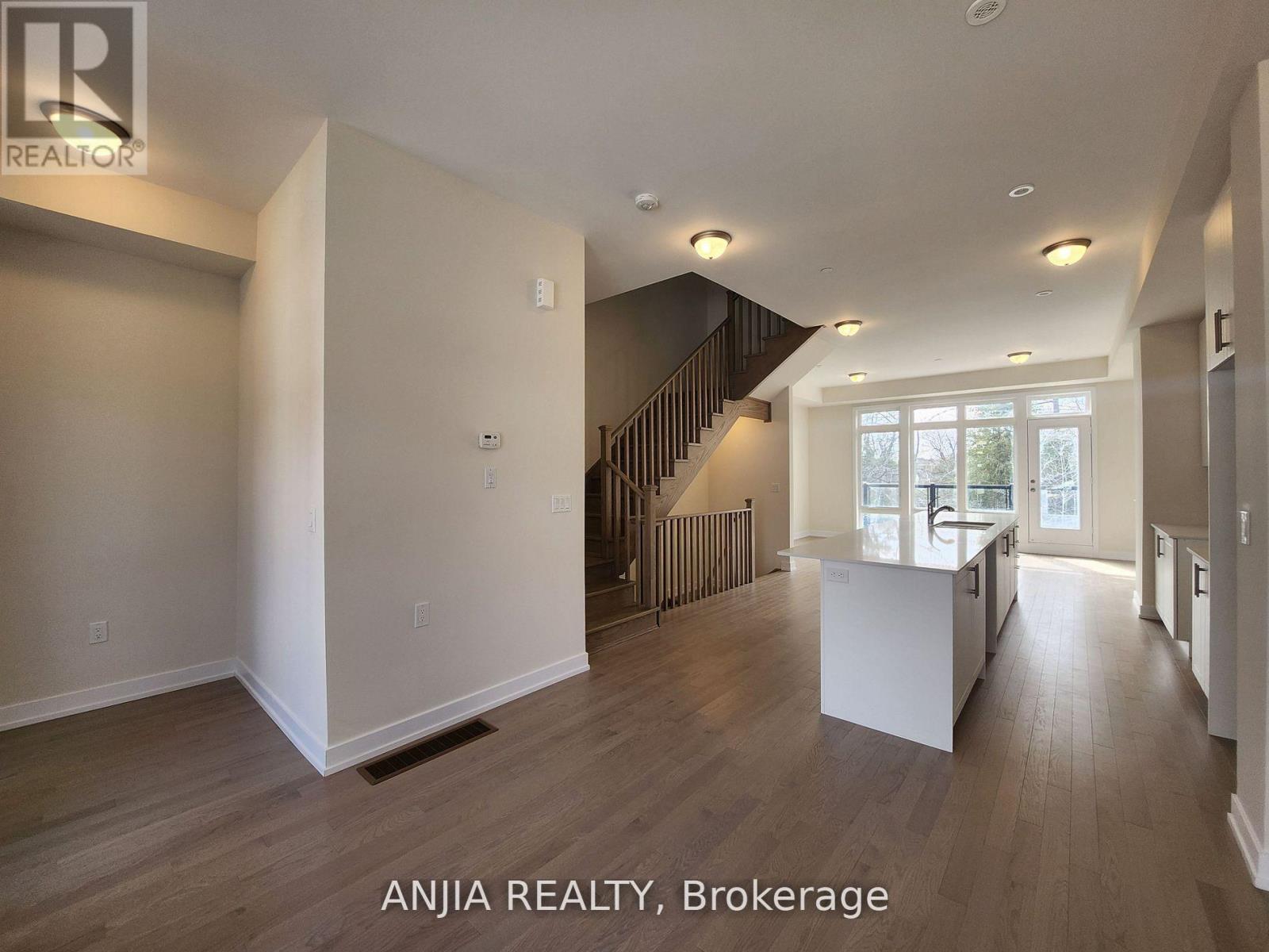 104 Credit Lane, Richmond Hill, Ontario  L4E 1G9 - Photo 16 - N12585528