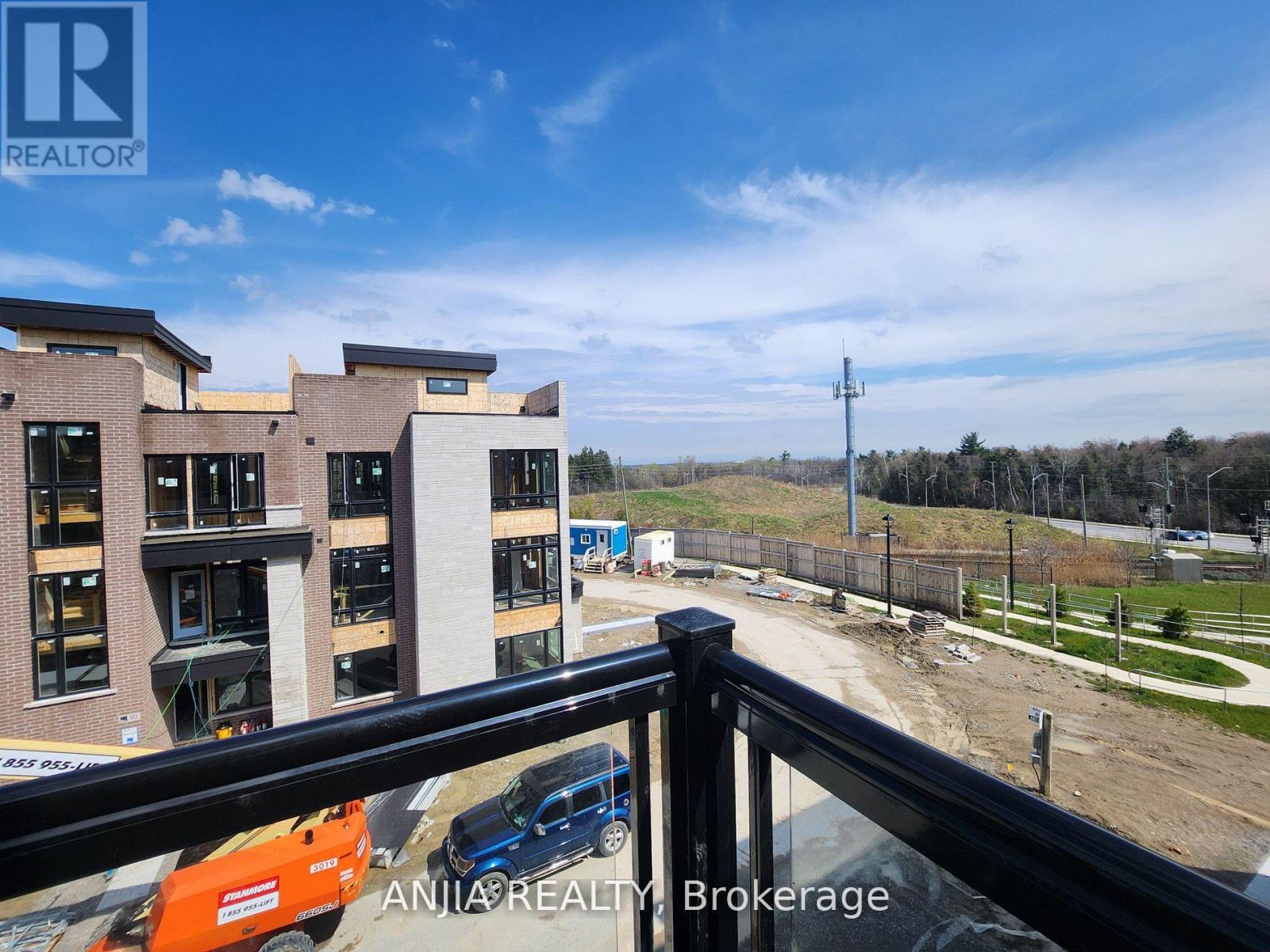 104 Credit Lane, Richmond Hill, Ontario  L4E 1G9 - Photo 27 - N12585528