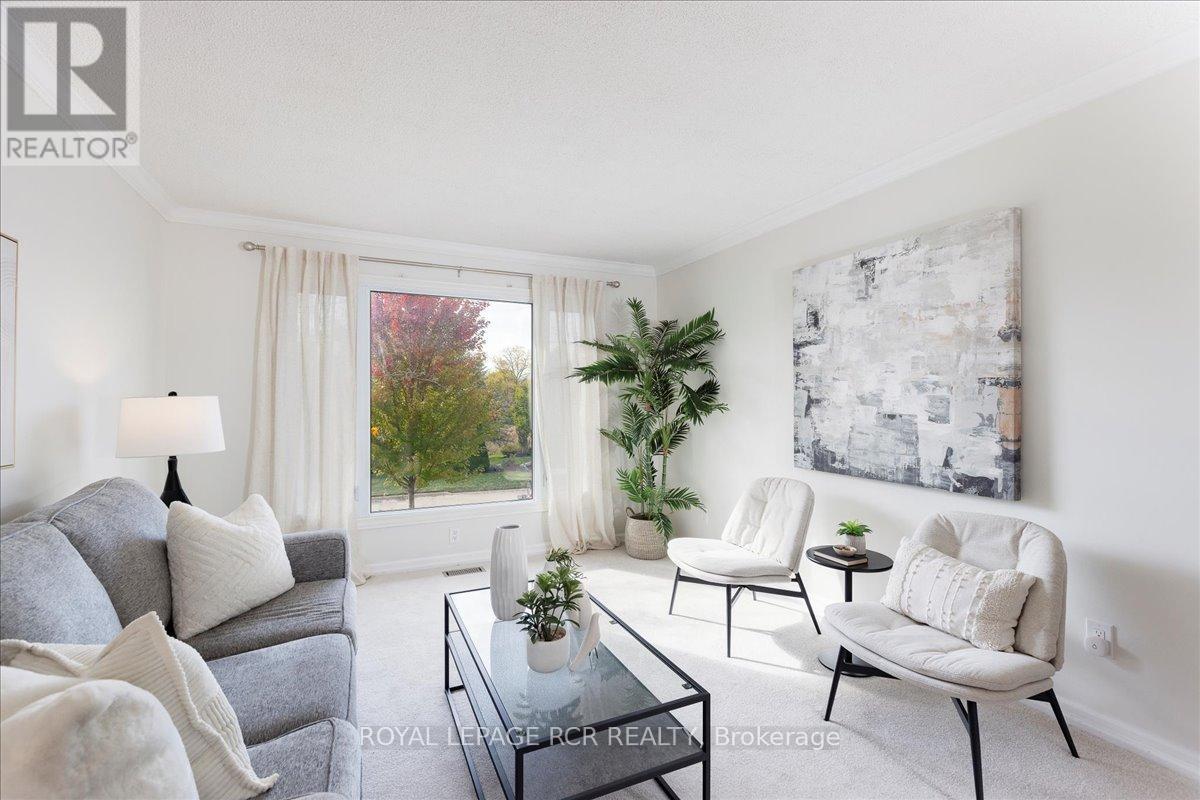 153 STICKWOOD COURT, Newmarket, Ontario