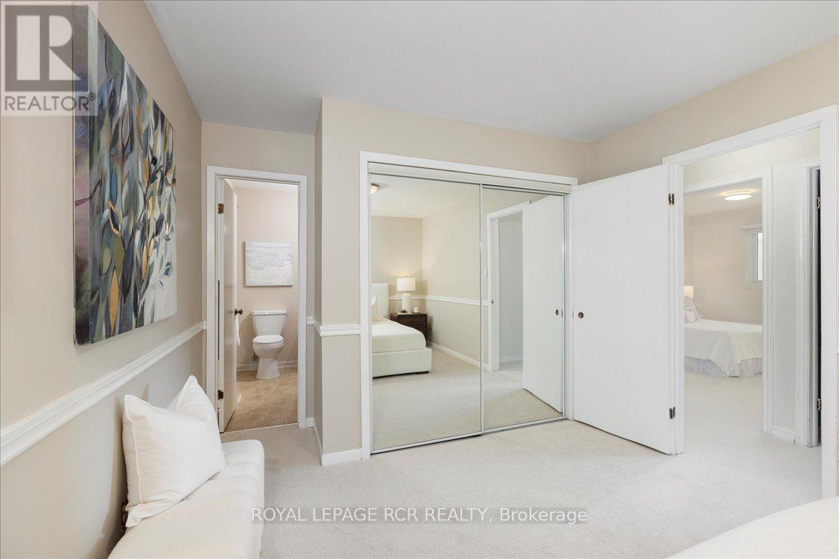 153 Stickwood Court, Newmarket, Ontario  L3Y 5V2 - Photo 12 - N12586330