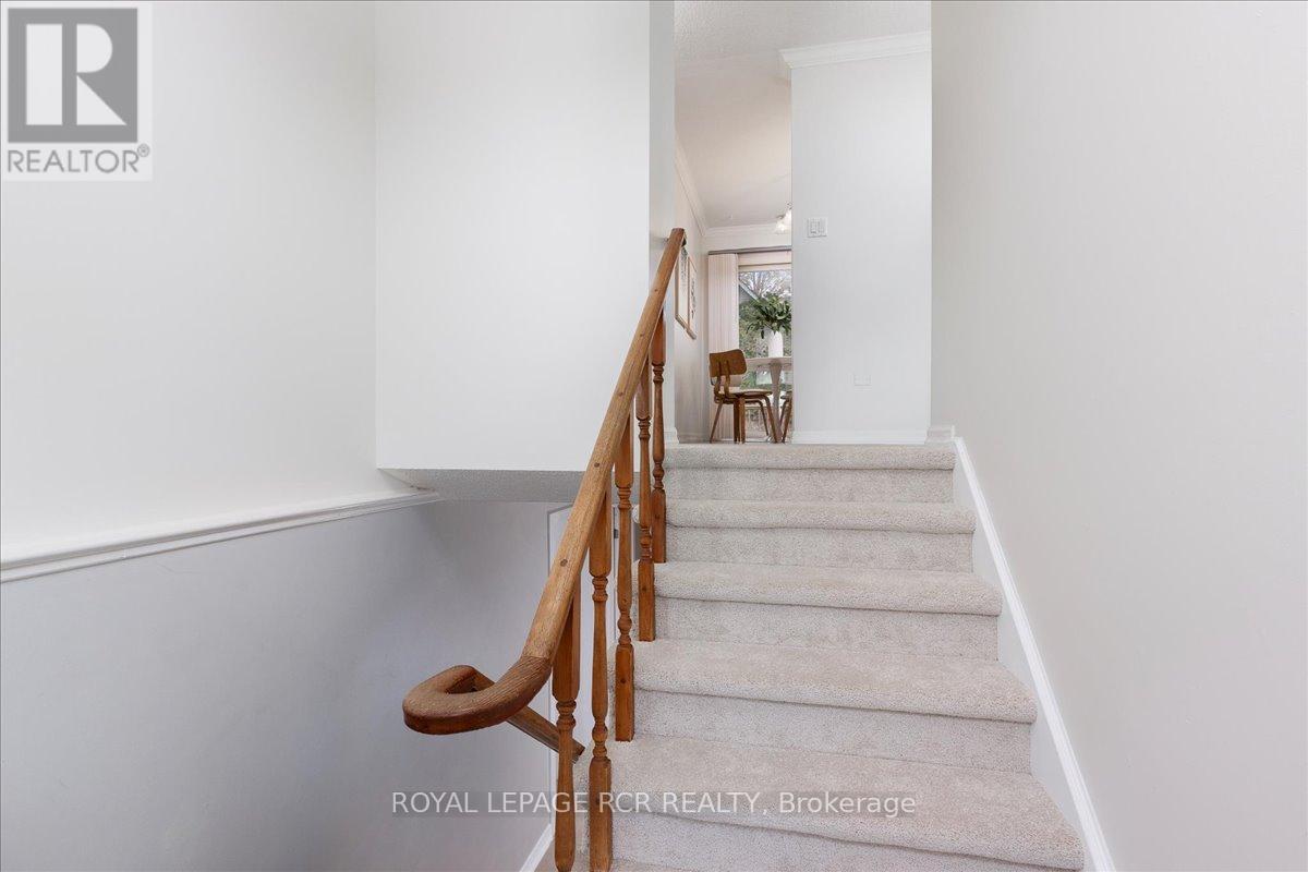 153 Stickwood Court, Newmarket, Ontario  L3Y 5V2 - Photo 16 - N12586330