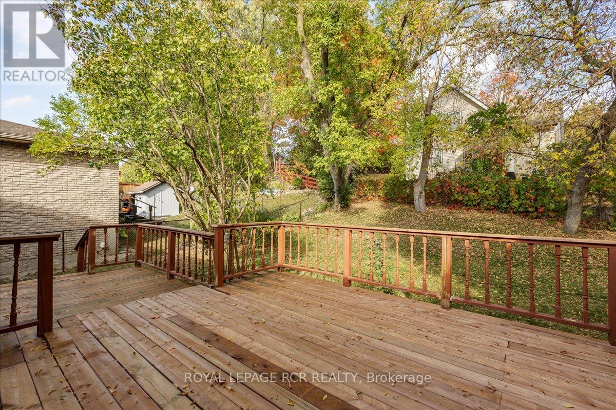 153 Stickwood Court, Newmarket, Ontario  L3Y 5V2 - Photo 22 - N12586330