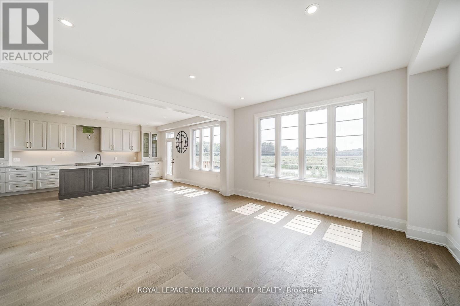 35 Big Canoe Drive, Georgina, Ontario  L0E 1R0 - Photo 17 - N12586358