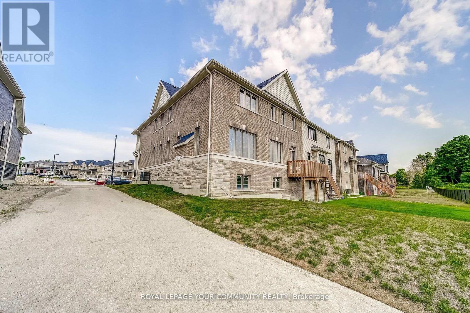 35 Big Canoe Drive, Georgina, Ontario  L0E 1R0 - Photo 44 - N12586358