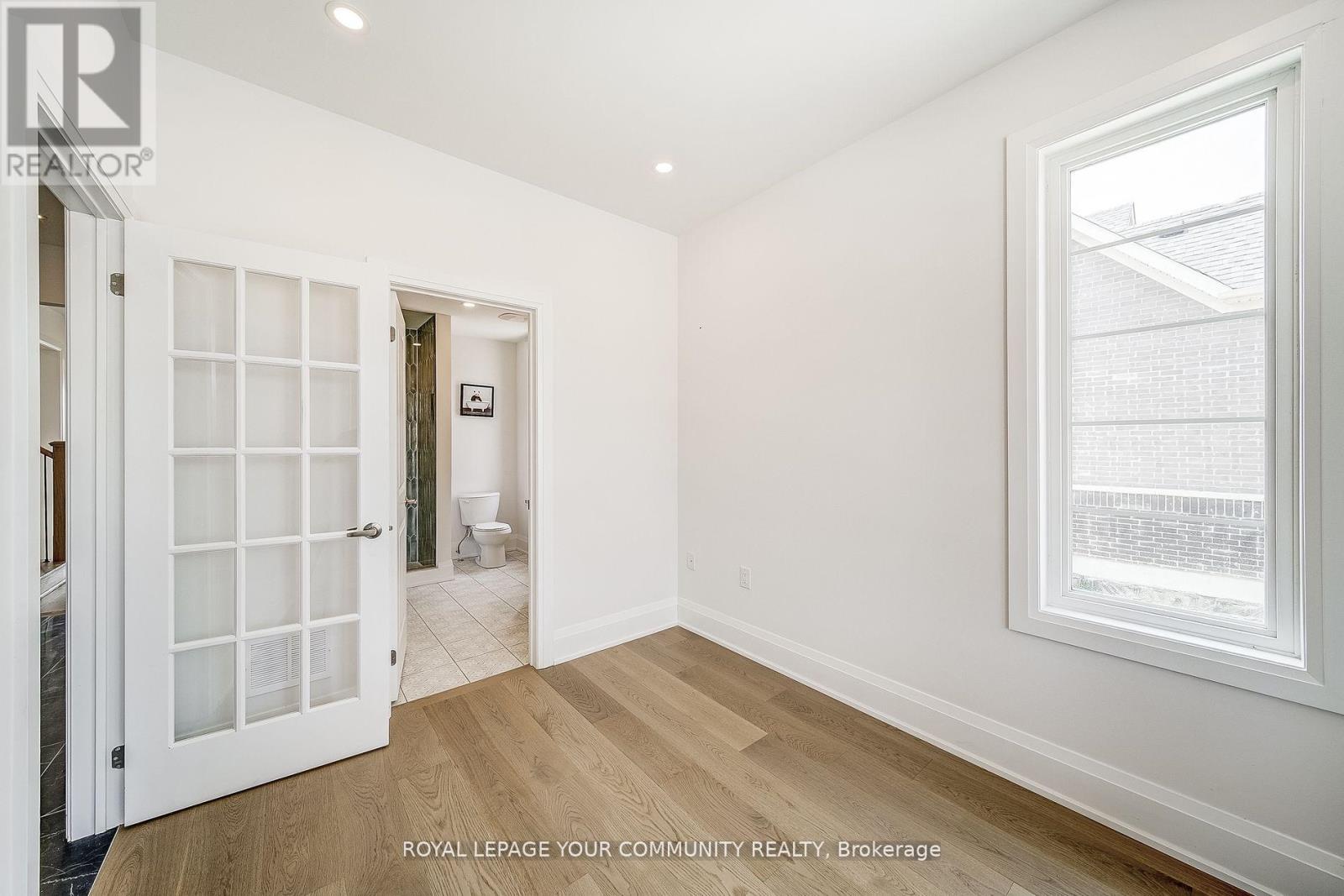 35 Big Canoe Drive, Georgina, Ontario  L0E 1R0 - Photo 9 - N12586358