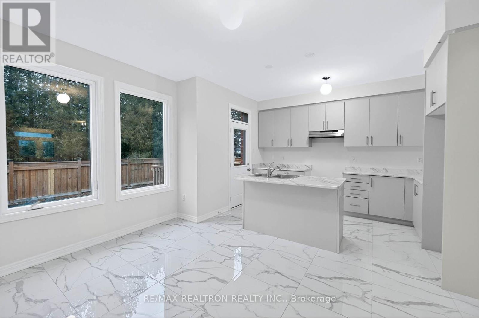 1 Wakefield Boulevard, Essa, Ontario  L3W 0L7 - Photo 11 - N12586440