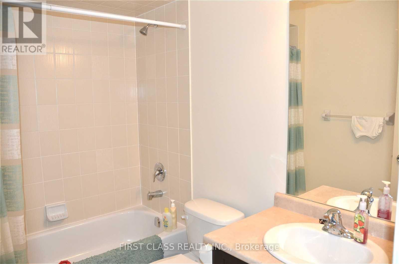 48 Battista Perri Drive, Markham, Ontario  L6E 0R6 - Photo 5 - N12586442