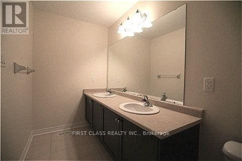 48 Battista Perri Drive, Markham, Ontario  L6E 0R6 - Photo 7 - N12586442