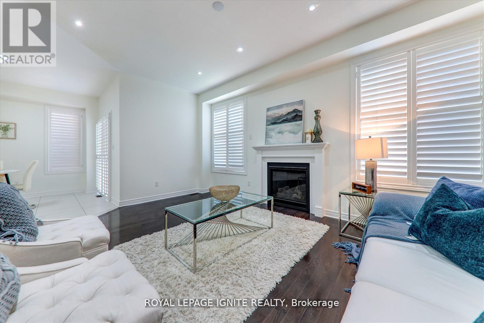 127 Noah's Farm Trail, Whitchurch-Stouffville, Ontario L4A 4P1 - Photo 10 - N12586460