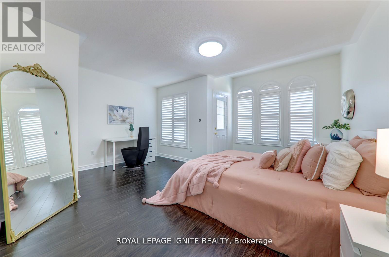 127 Noah's Farm Trail, Whitchurch-Stouffville, Ontario L4A 4P1 - Photo 19 - N12586460