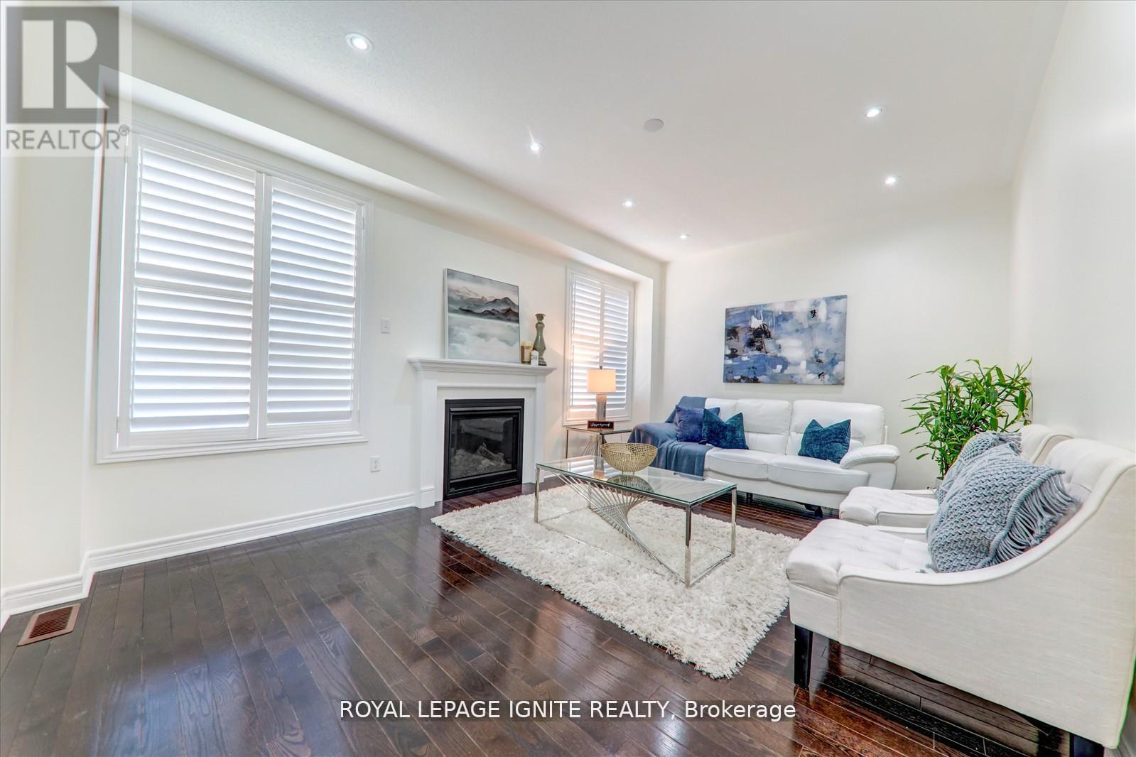 127 Noah's Farm Trail, Whitchurch-Stouffville, Ontario L4A 4P1 - Photo 9 - N12586460