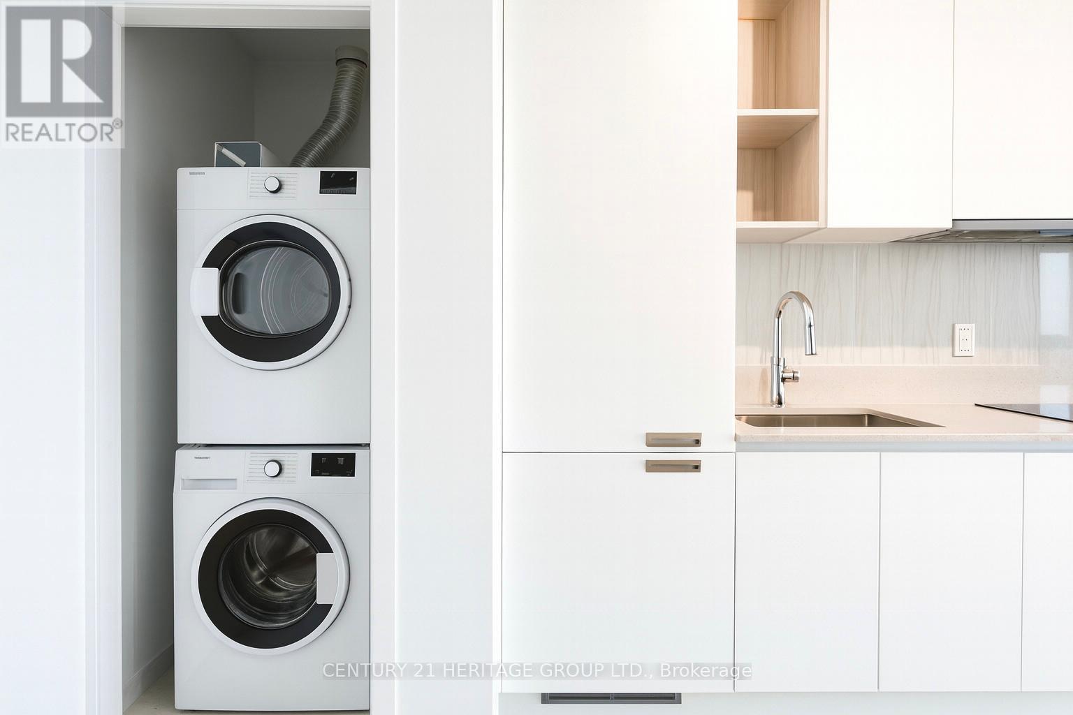 1403 - 39 Mary Street, Barrie, Ontario  L4N 1S9 - Photo 5 - S12586382